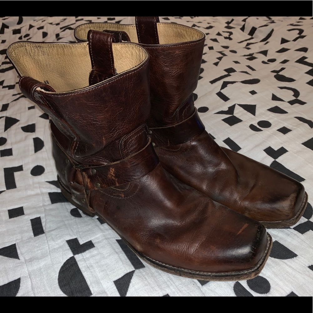 Frye Harness boots brown 11 1/2 D, short